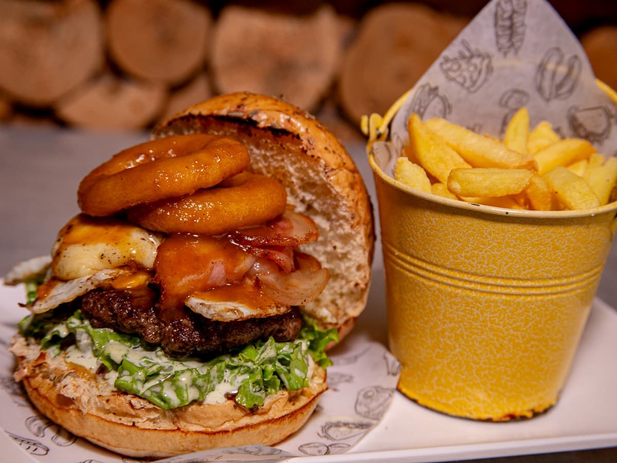 The Brother's Burger & Grill