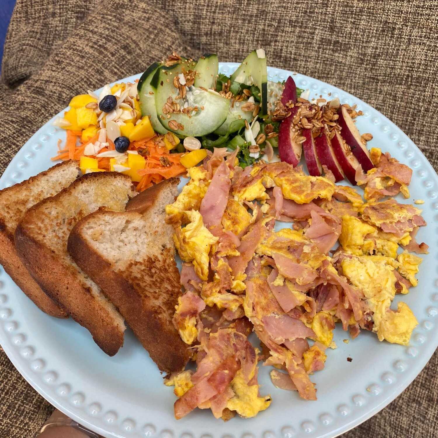 COMBO HUEVOS Y AGUA AVENA