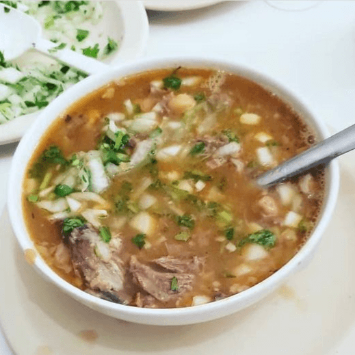 Consomé con Carne + Refresco