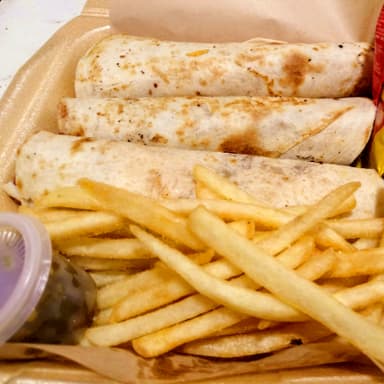 Burritos de Arrachera con Papas a la Francesa