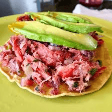 Tostada de ceviche de Marlin