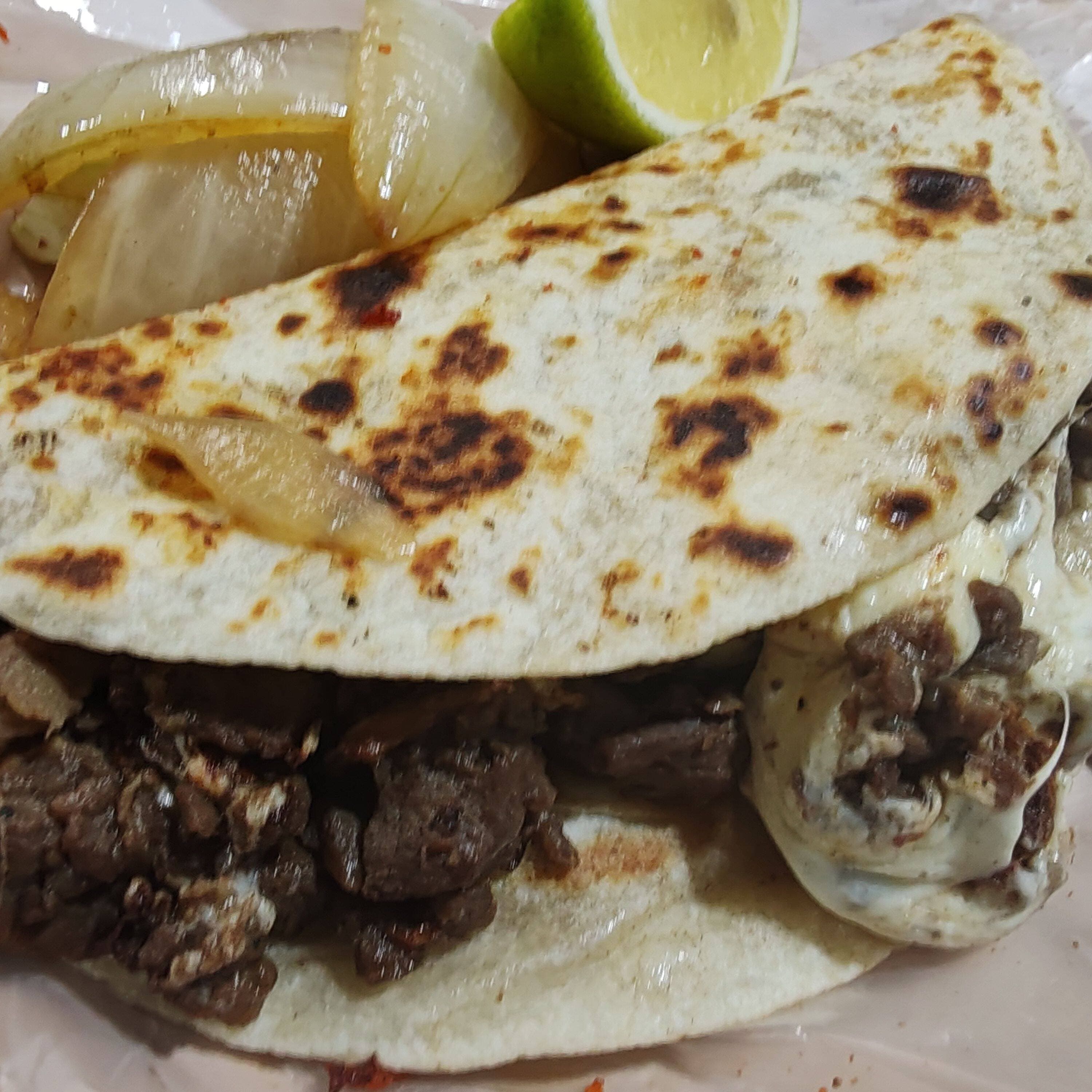 Taco de harina de Arrachera