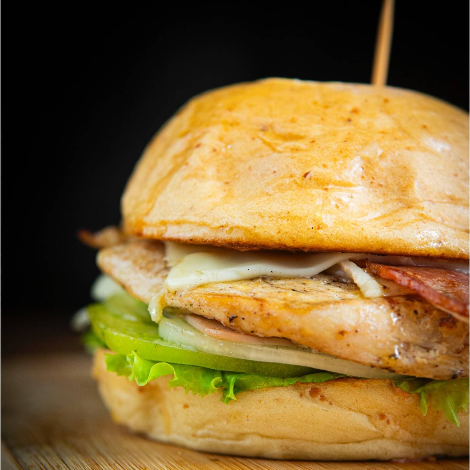 HAMBURGUESA CLÁSICA POLLO PECHUGA