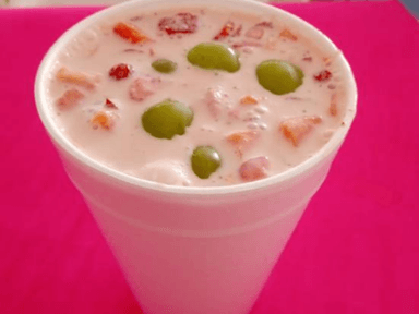 Agua de Frutas Grande