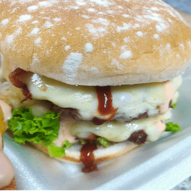 Hamburguesa Zorro + Papas + Gaseosa 250ml