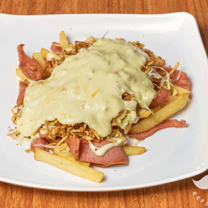 SalchiPapas Gratinadas