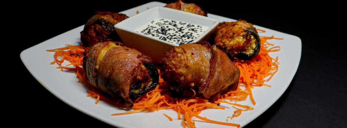 JALAPEÑOS POPERS