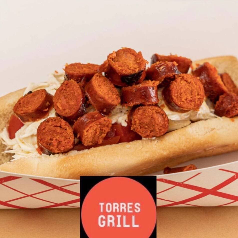 "Chimbita" Hotdog con Queso y Chistorra