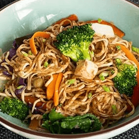 Chop Suey con Pollo en Salsa