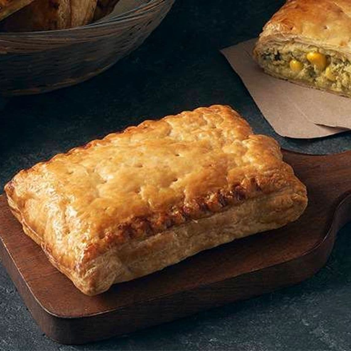 Empanada Rajas con Queso