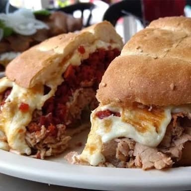 TORTA RANCHERA DE ARRACHERA CON BISTEC