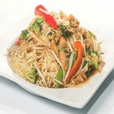 Tallarín con Pollo