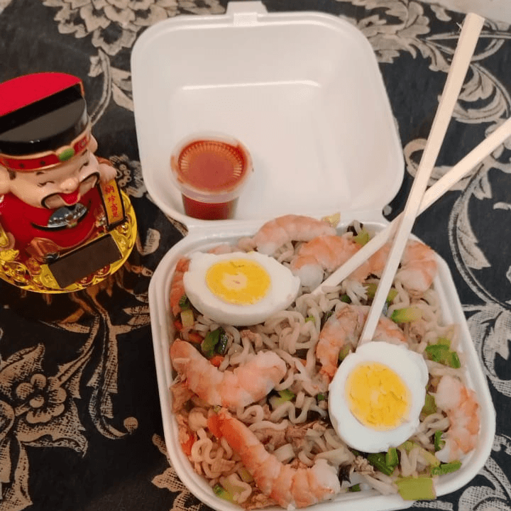 ramen mixto con huevo