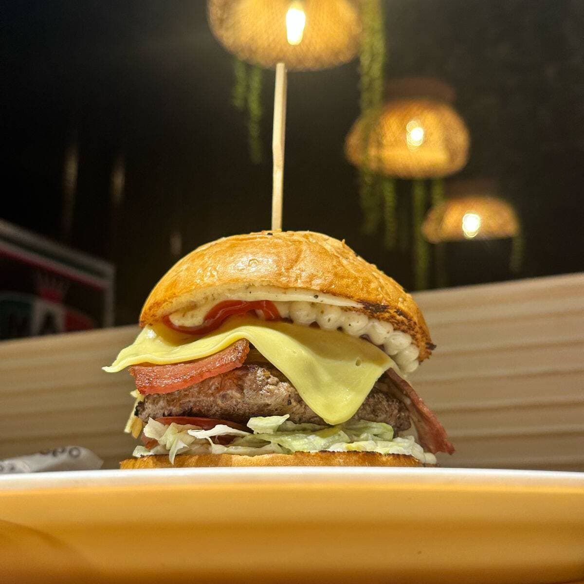 MAC ROYALE  100% ANGUS