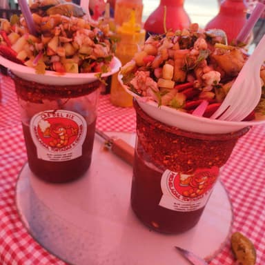 Clamato con Ceviche de Camarón