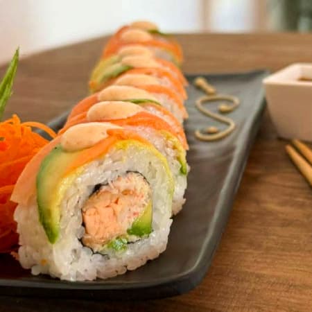 Sakeeto Roll