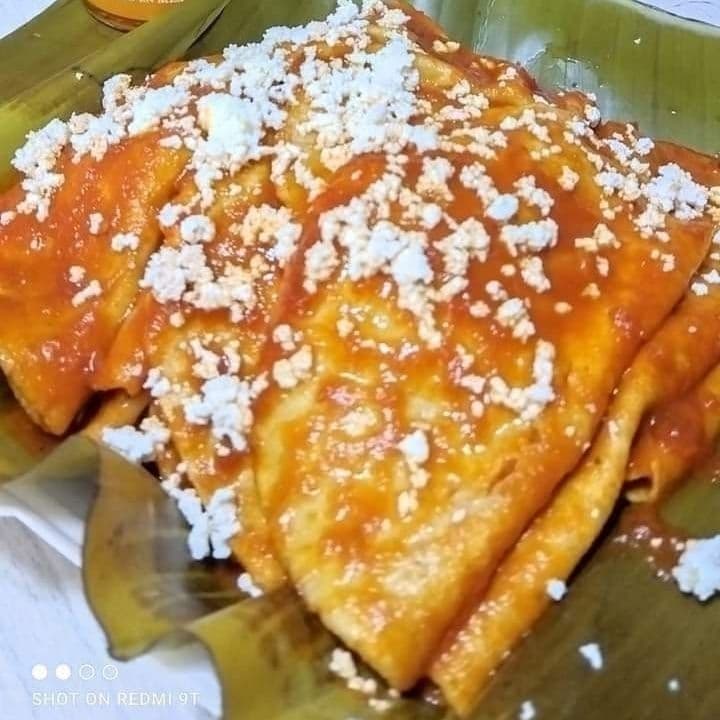 Charola de 15 enchiladas
