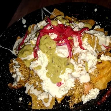 Chilaquiles Verdes con Pollo Baja Avion Tranqui!