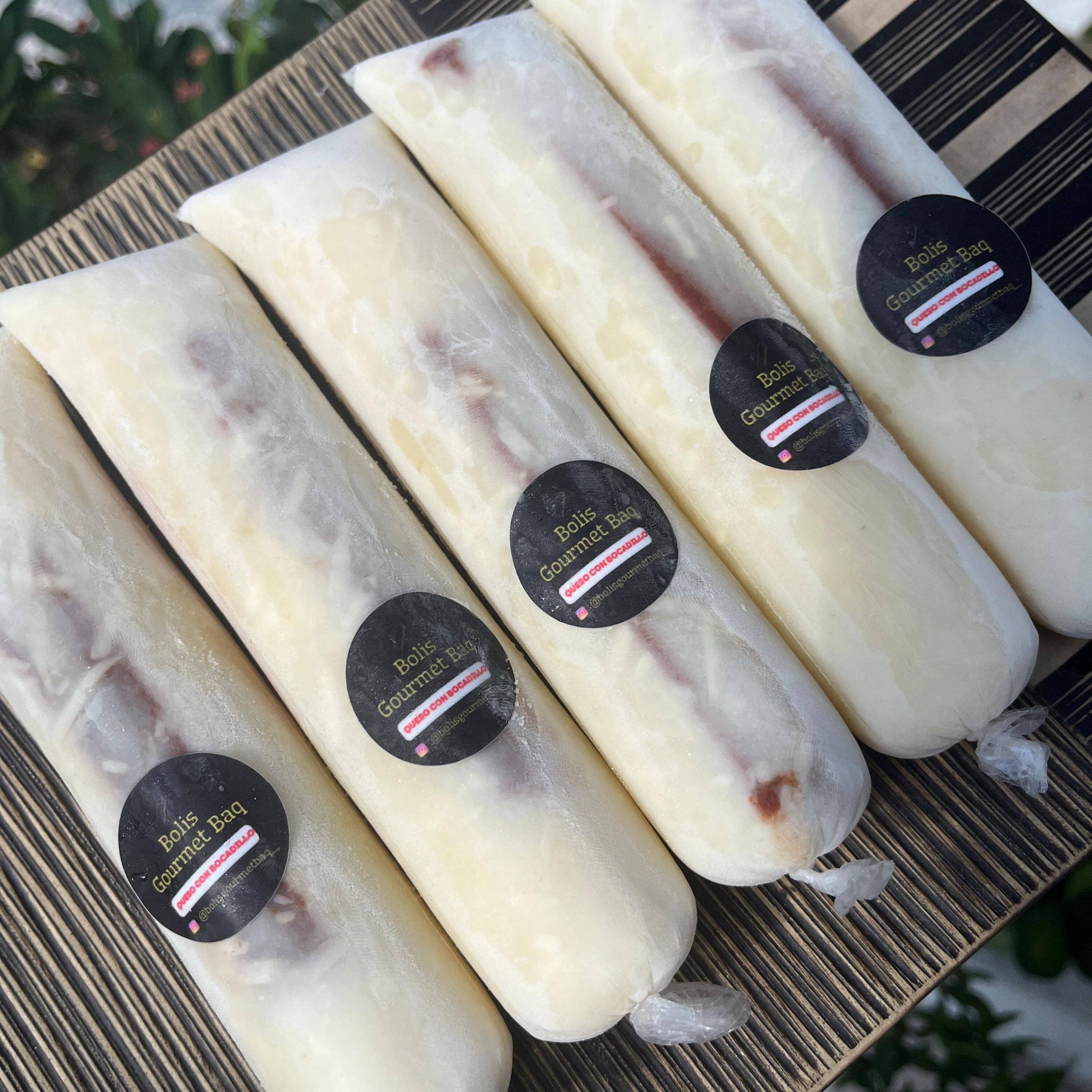 Bolihelado Queso con Bocadillo