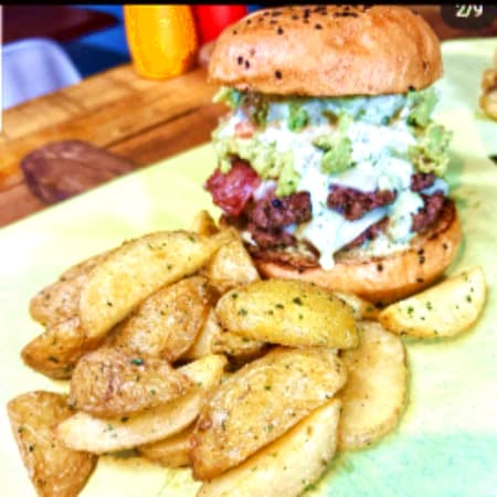 Burger La Comadre