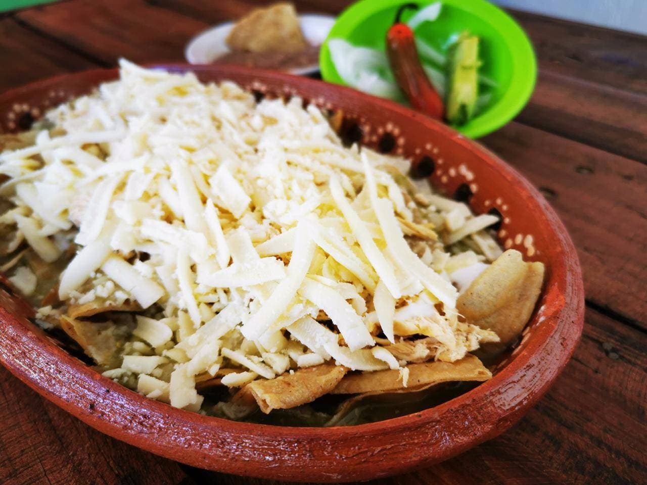Chilaquiles con Papas con Chorizo