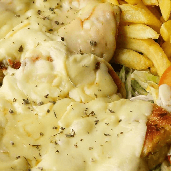 Ejecutivo con Pechuga Gratinada