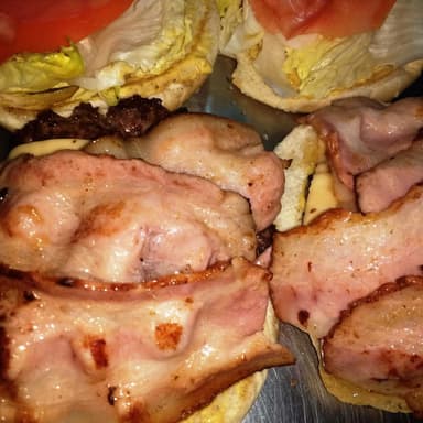 Combo - Tocino Burger + Papas