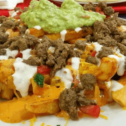 Papas Francesas con asadero y  Arrachera