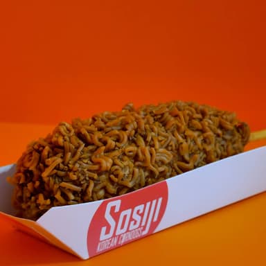 Queso y Salchicha Ramen