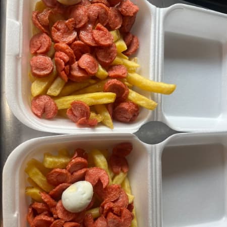 2 Salchipapas + 2 Perro + Papas + Bebida