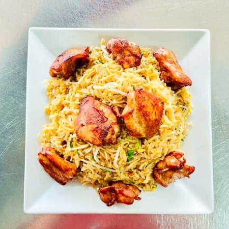 Aeropuerto con Trozos de Pollo a la Carta