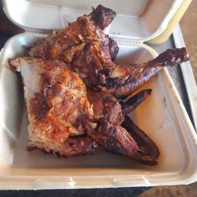 Medio Pollo Asado a la Leña