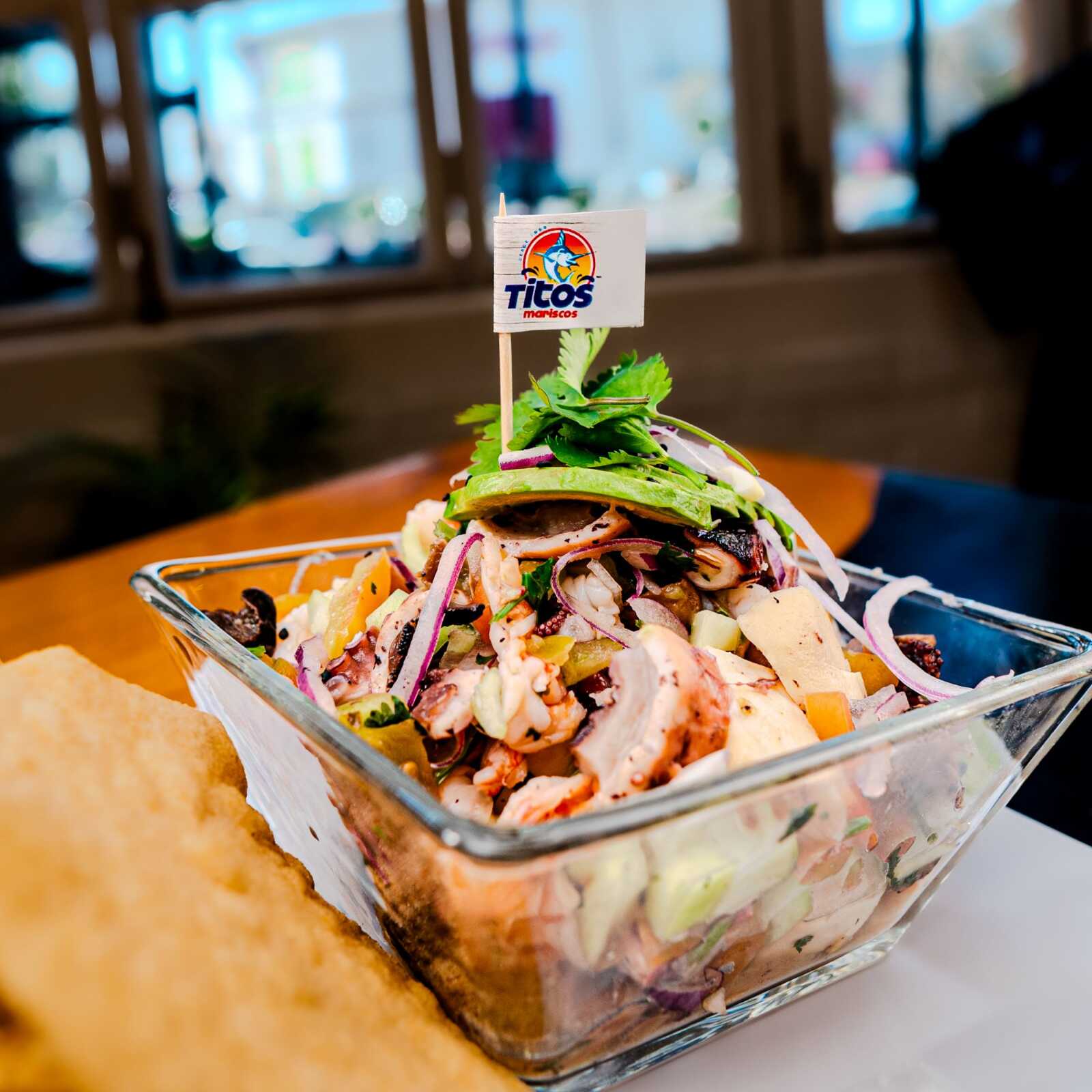 Tostada campechana