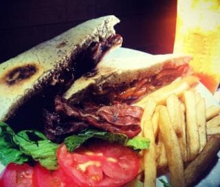 PANINI DE COSTILLA