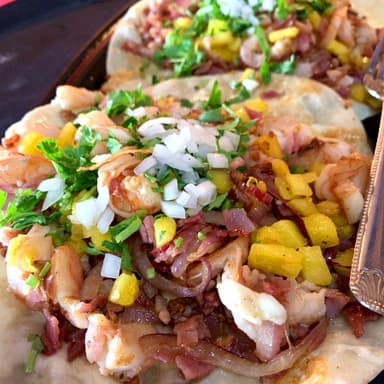Quesadilla Camarón Hawaiano (1pieza 300gr)