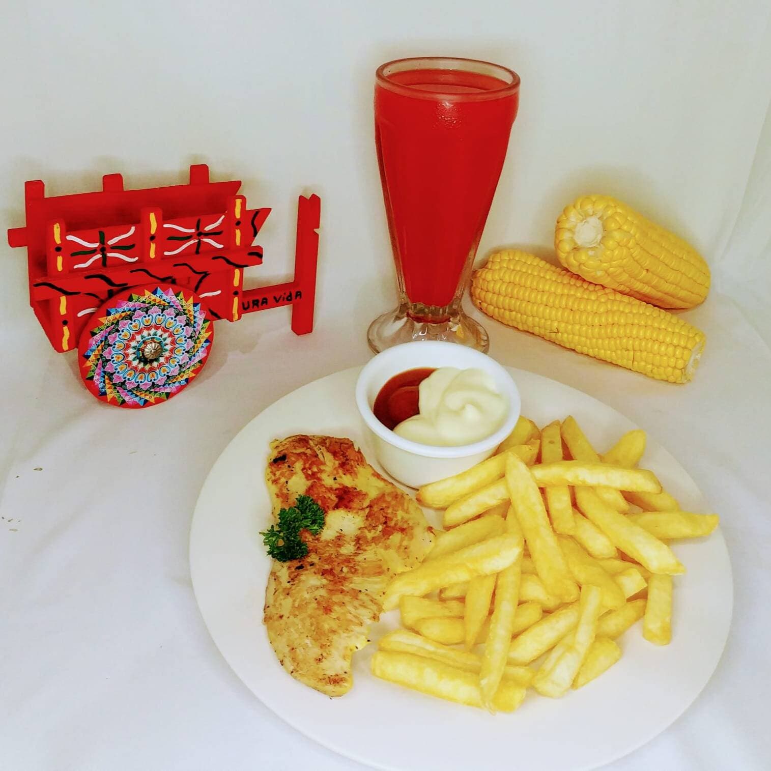 Proteína + Papas Fritas + Refresco del Día