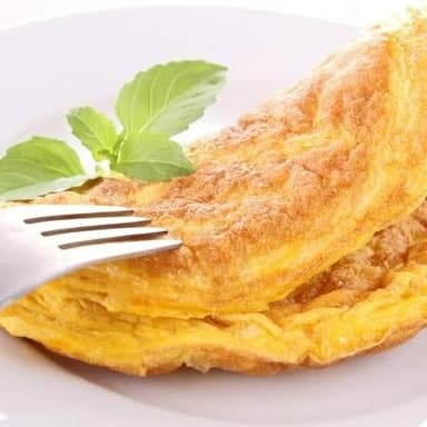 DESAYUNO OMELETTE Y QUESO