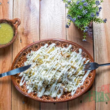 Chilaquiles Con Queso