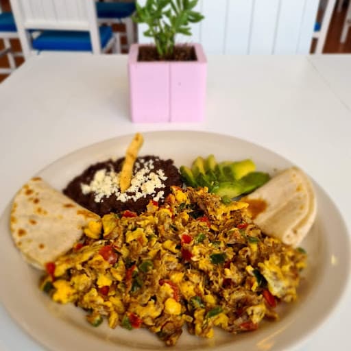 Huevos con machaca