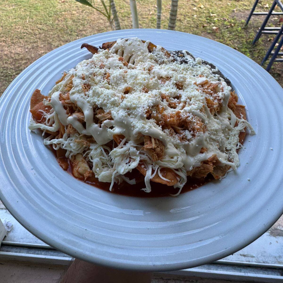 Chilaquiles con Pollo