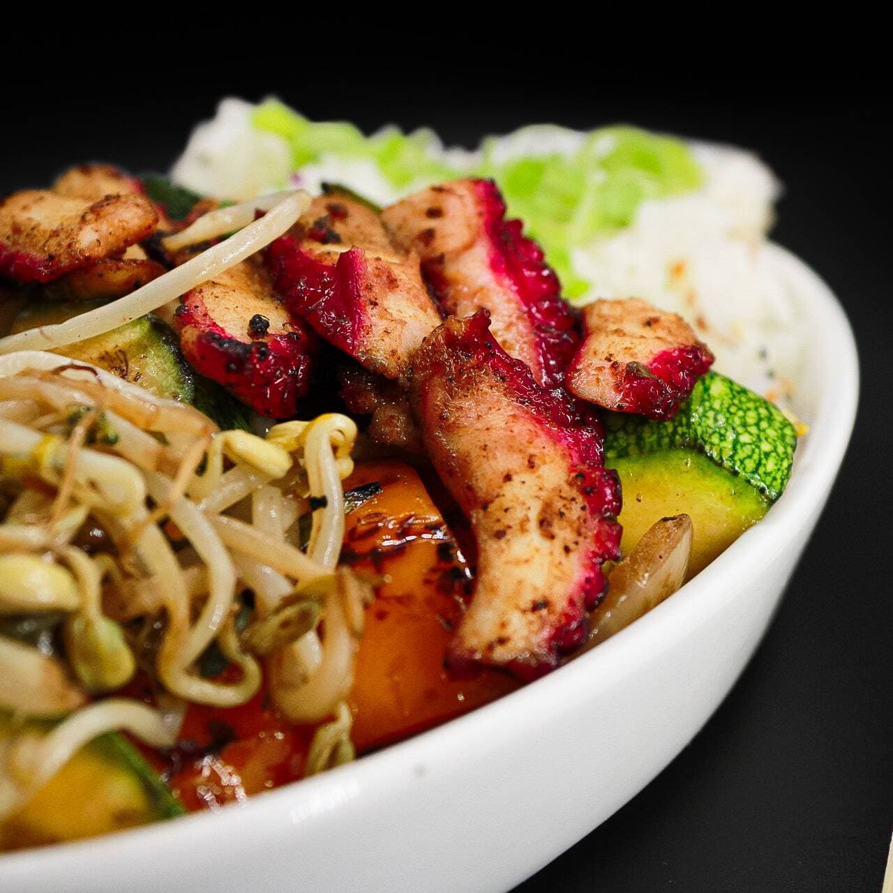 TEPPANYAKI CON PULPO AL AJO