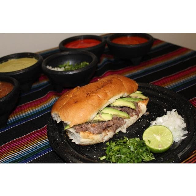 A TORTA CARNE ASADA