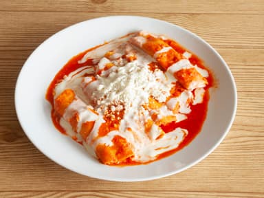 Enchiladas con Pollo (5 Piezas)