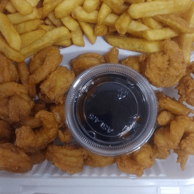 Camarón Empanizado con Papas