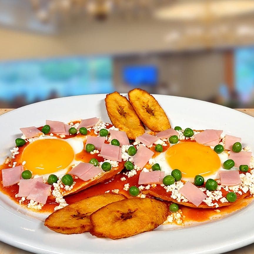 Huevos Motuleños