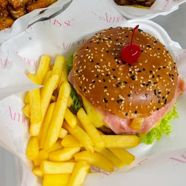Hamburguesa hawaiana