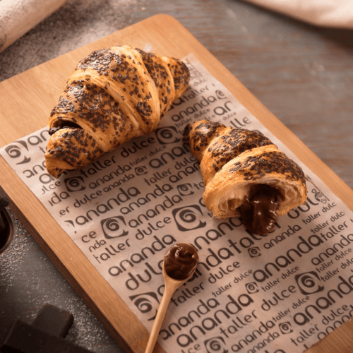 Croissant de Cacao con Avellanas