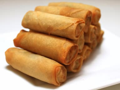 Spring Roll (6 piezas)