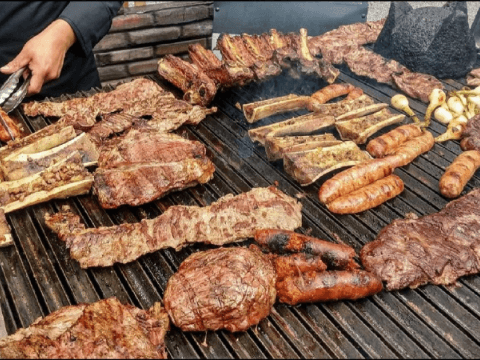 A LA MEXICANA "COCINA Y PARRILLA"