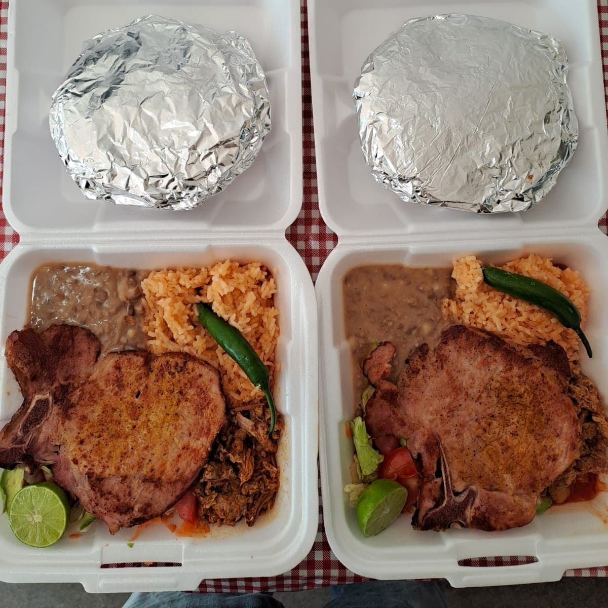Chuleta de Puerco Ahumada a la Plancha